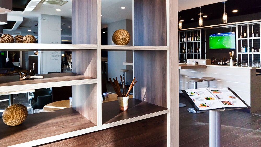Hotel Bar