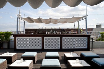 Hotel Lounge