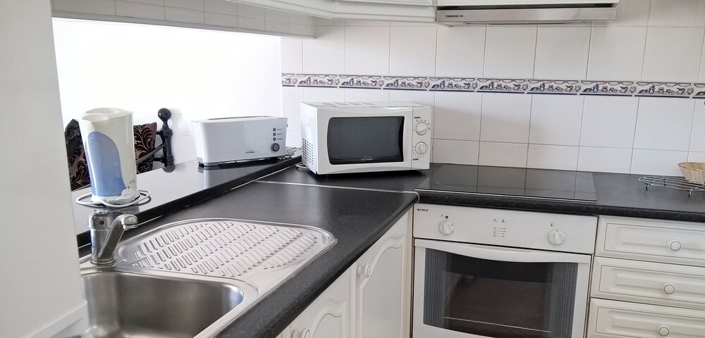 Apartment, 1 Bedroom (2 adults + 2 children) - Guestroom