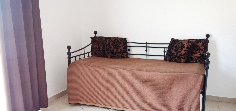 Apartment, 1 Bedroom (2 adults + 2 children) - Guestroom