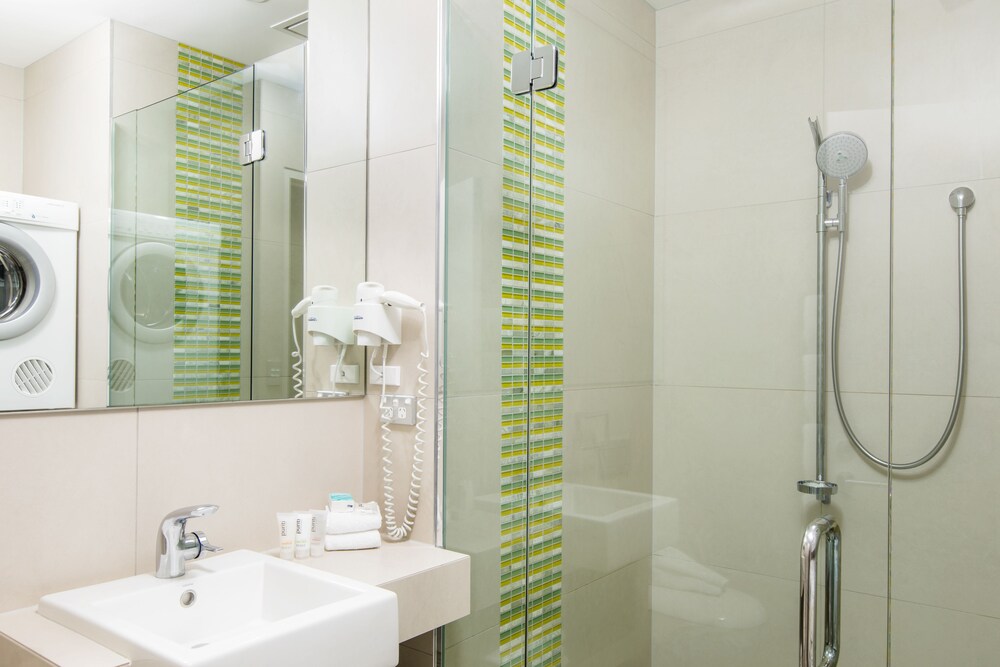 Standard Apartment, 1 Bedroom - Bathroom