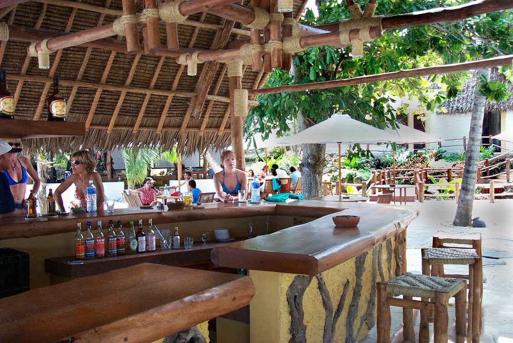 Hotel Bar