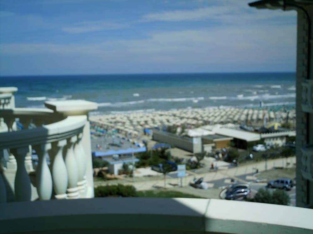 Beach/Ocean View