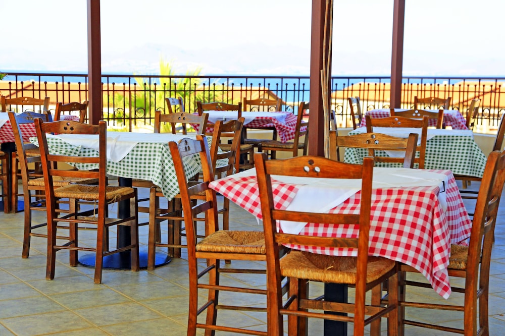 Family Dining