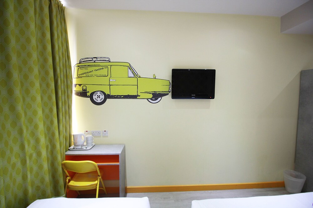 Guestroom