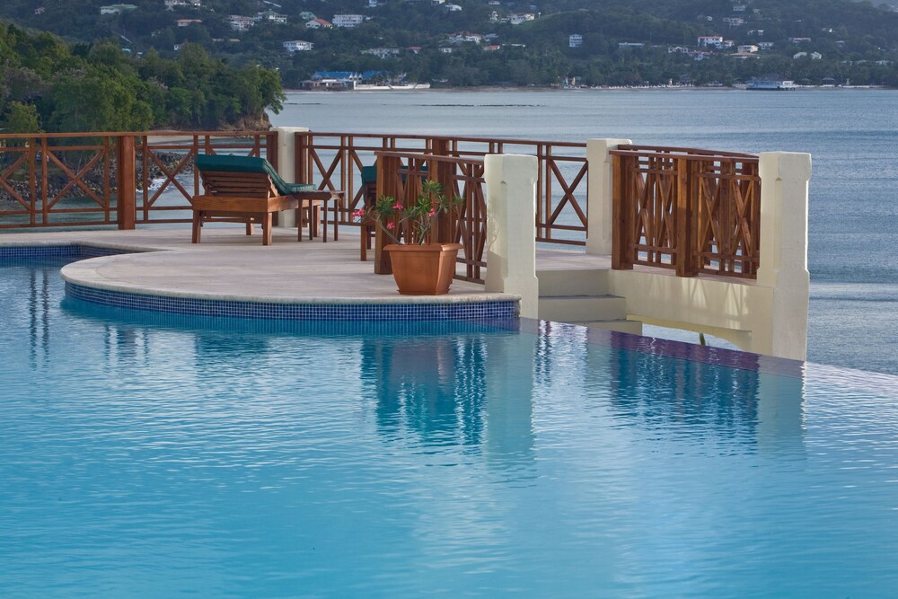 Infinity Pool