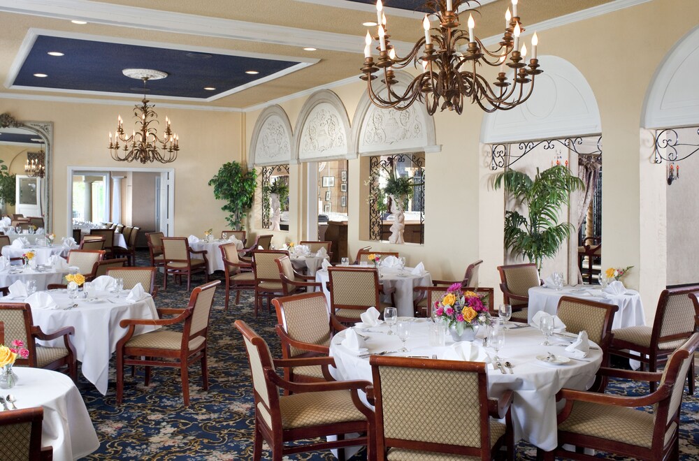 Family Dining