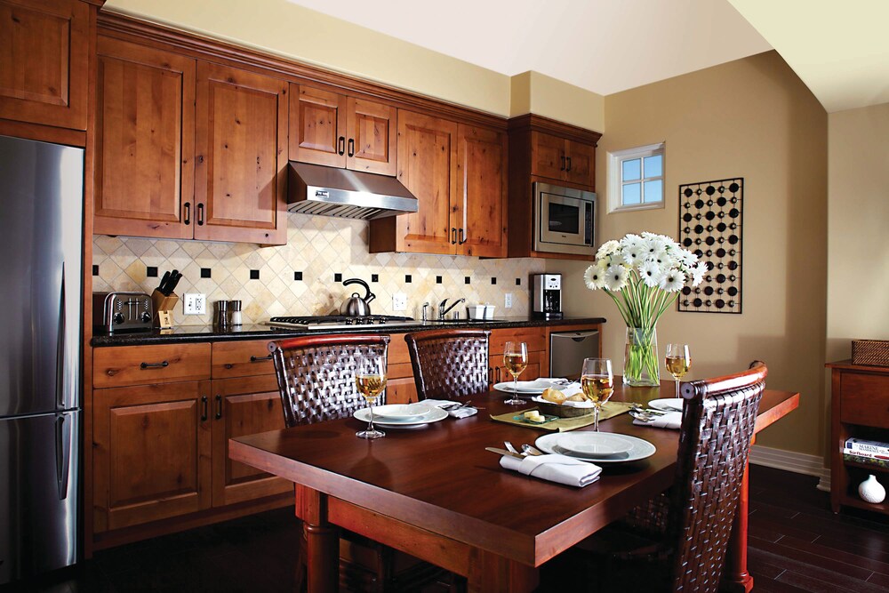 In-Room Kitchen