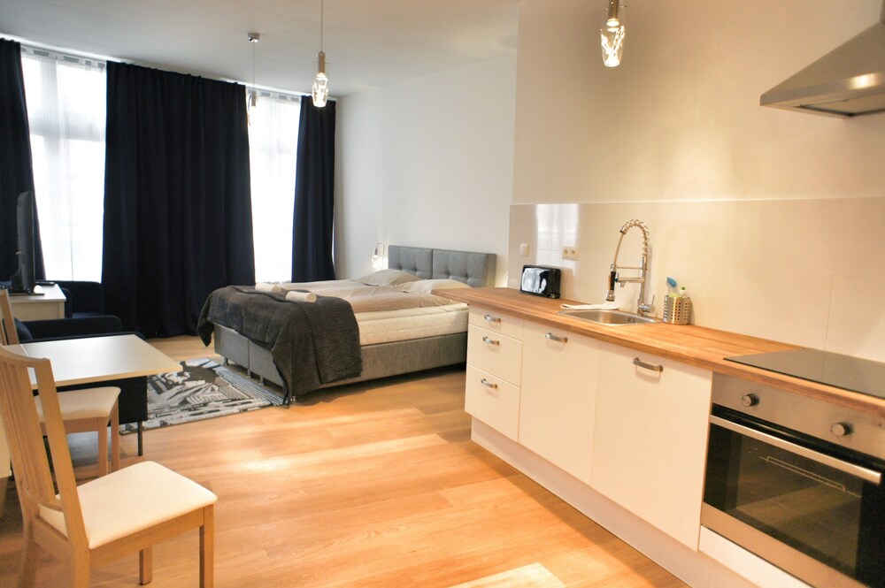 Studio - Guestroom