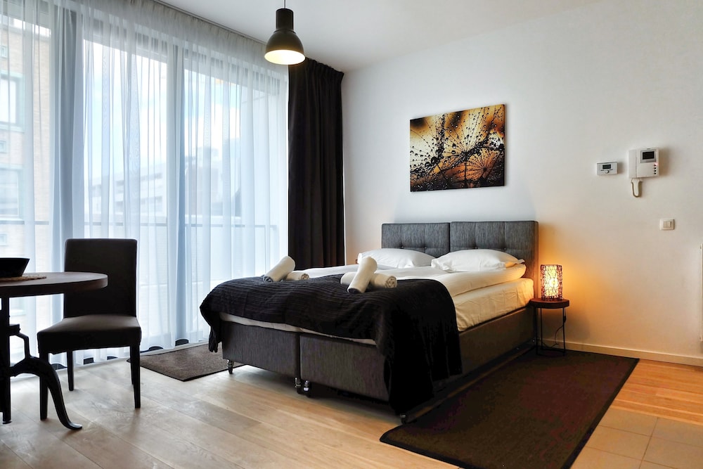 Studio - Guestroom