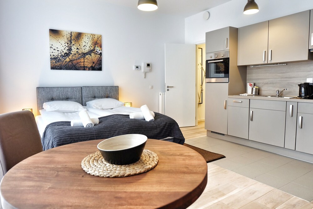 Studio - Guestroom