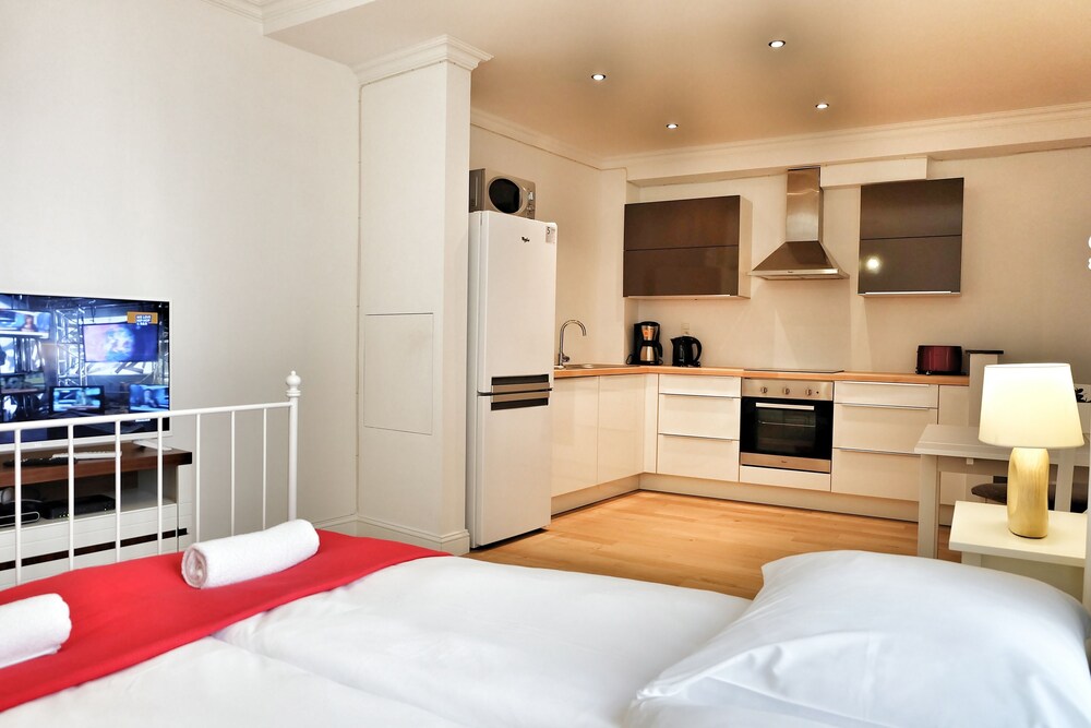 Studio - Guestroom
