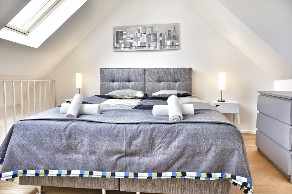 Apartment, 2 Bedrooms - Guestroom