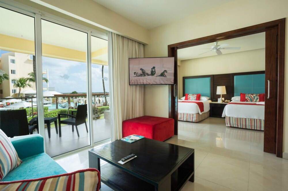 Room, Dreams Jade Resort & Spa - All Inclusive