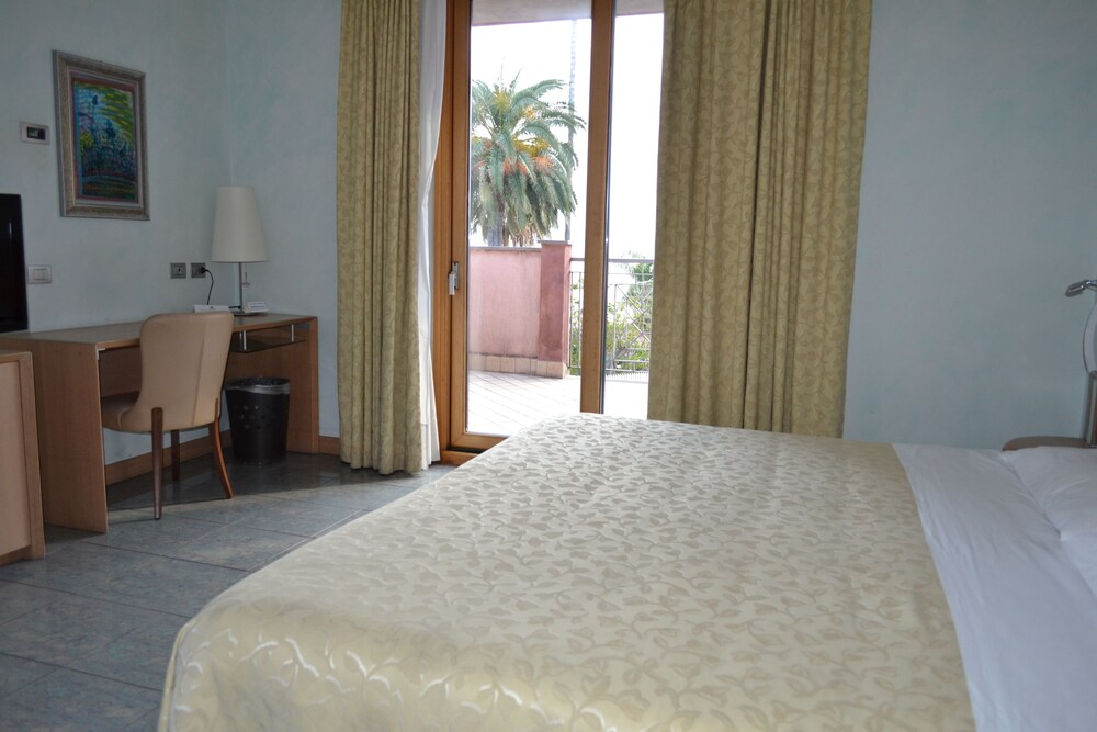Guestroom View