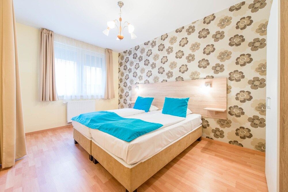 Camera (Appartamento, 2 camere da letto)