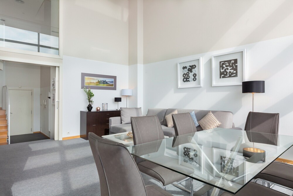 Penthouse, 4 Bedrooms - Living Area