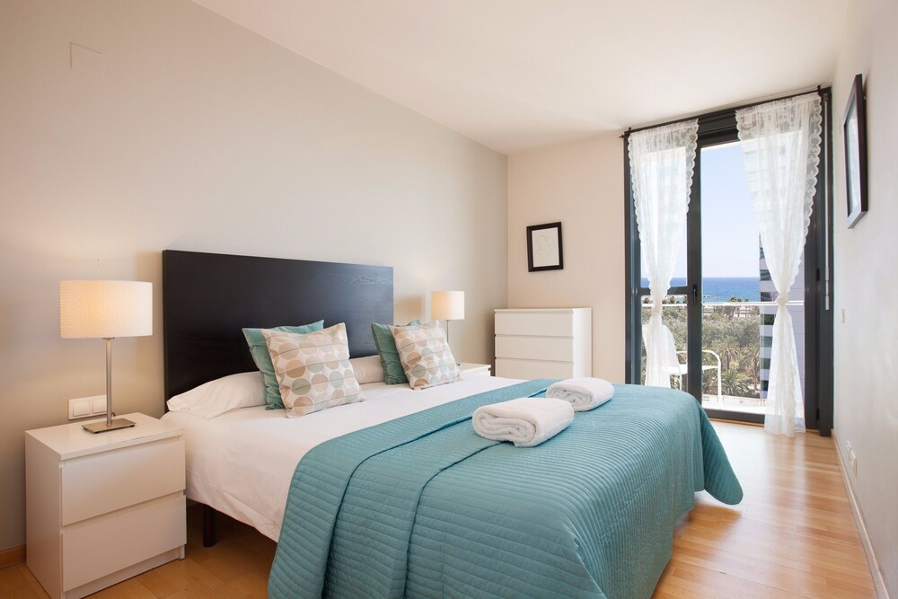 Apartment, 4 Bedrooms, Terrace - Guestroom