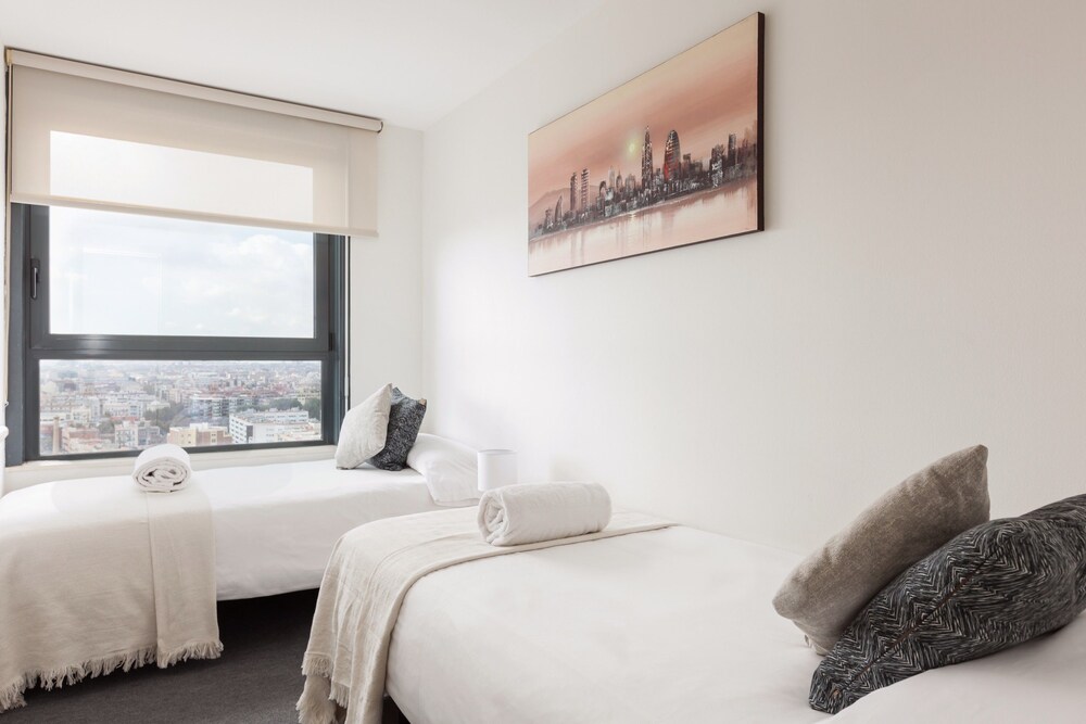 Penthouse, 4 Bedrooms - Guestroom