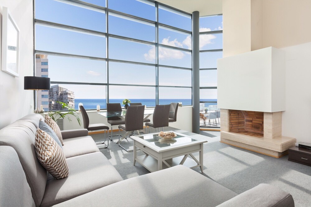 Penthouse, 4 Bedrooms - Living Area