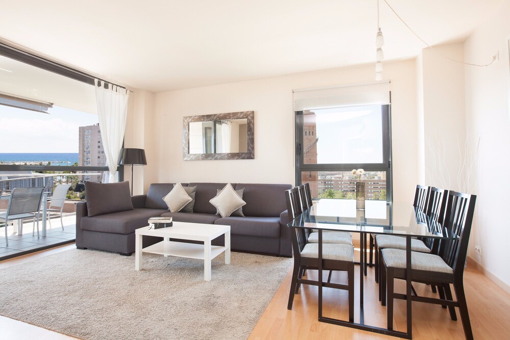 Apartment, 4 Bedrooms, Terrace - Living Room