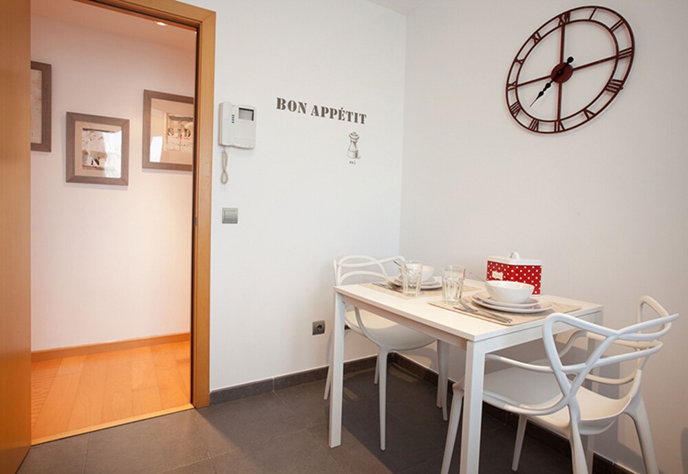Standard Apartment, 2 Bedrooms - In-Room Dining