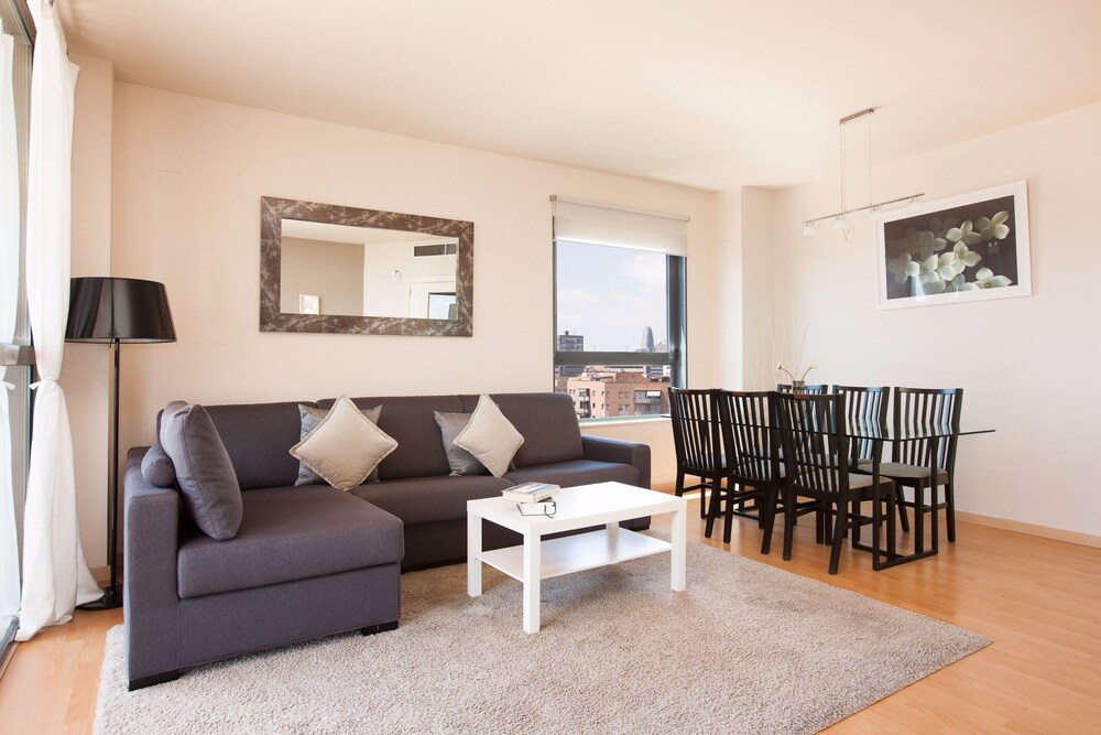 Apartment, 4 Bedrooms, Terrace - Guestroom