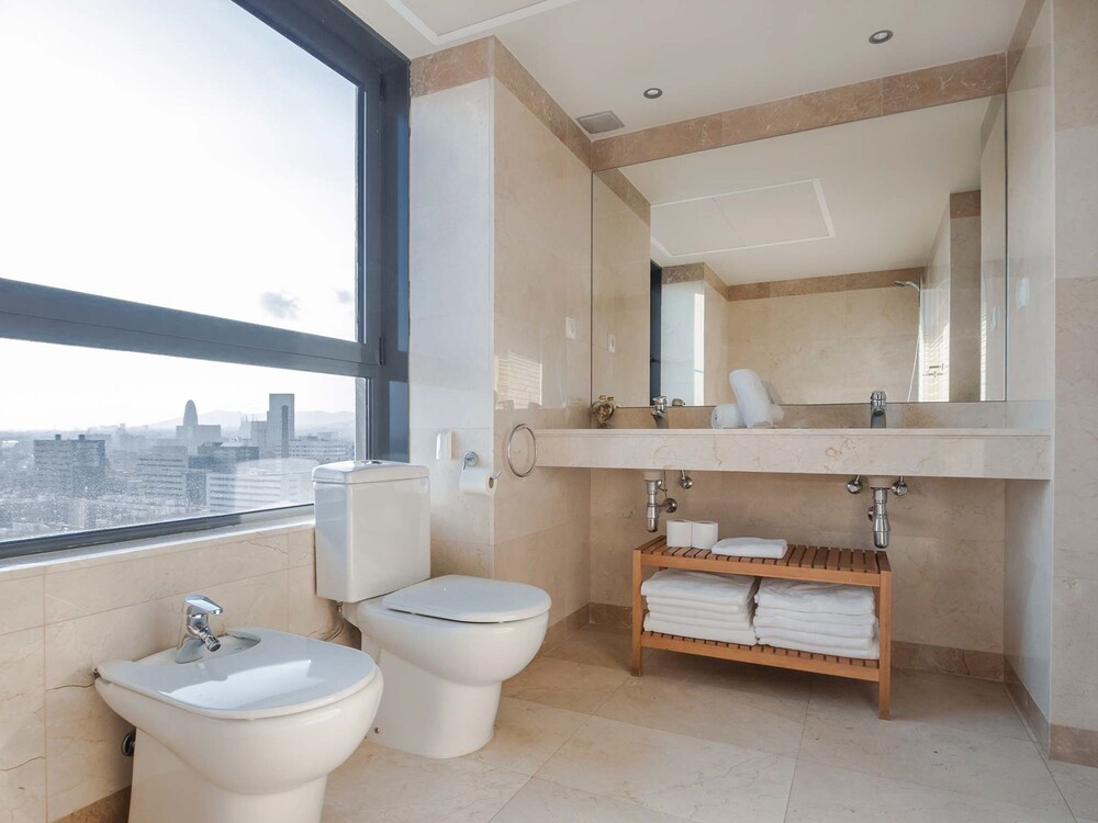 Penthouse, 4 Bedrooms - Bathroom