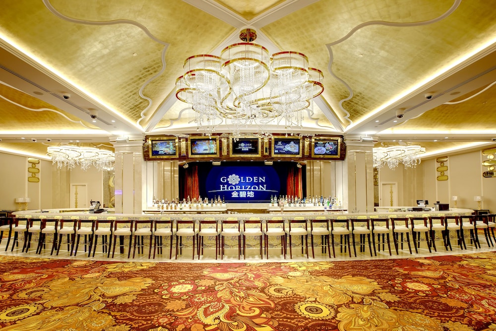 Hotel Lounge