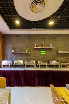 Beijing Vacations - Beijing Tiantan Xingcheng Hotel - Property Image 7