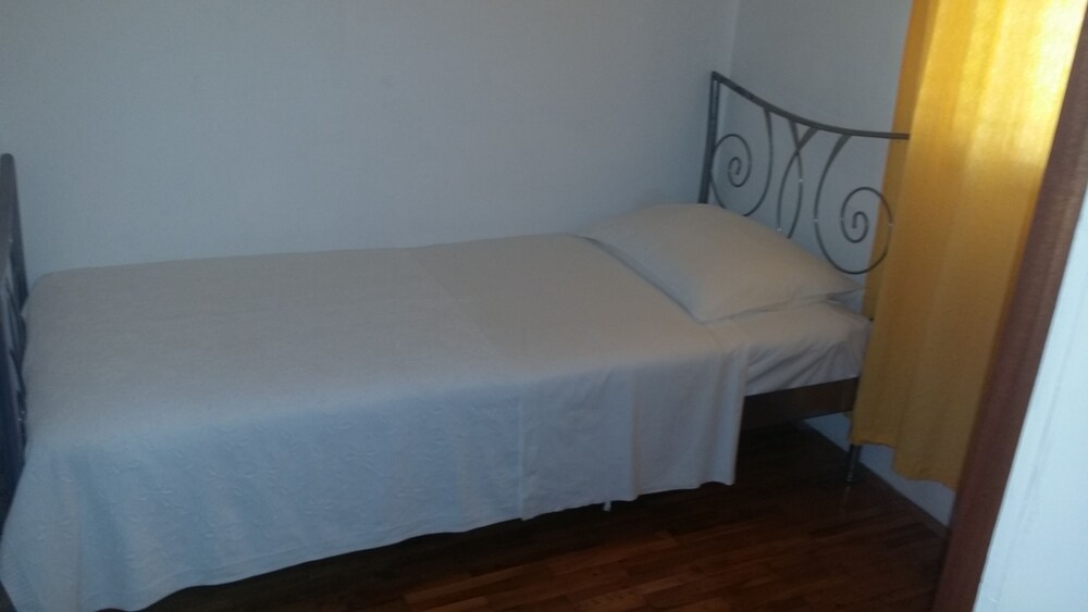 Twin Room, 2 Twin Beds, Balcony - Guestroom