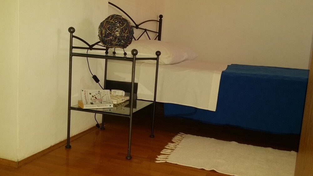 Standard Apartment, 2 Double Beds, Balcony - Guestroom