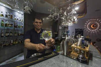 Hotel Bar