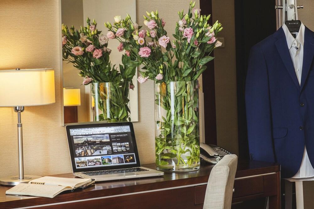 In-Room Business Center