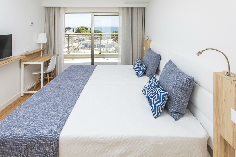Apartment, 1 Bedroom, Sea View (Prestige) - Guestroom
