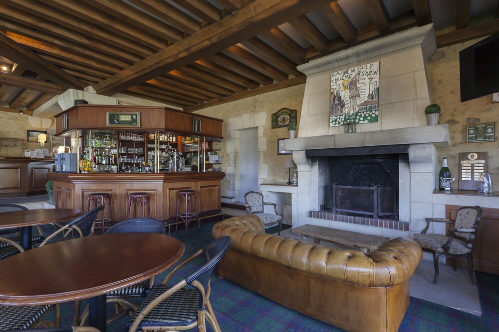 Hotel Bar