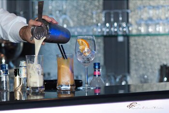 Hotel Bar