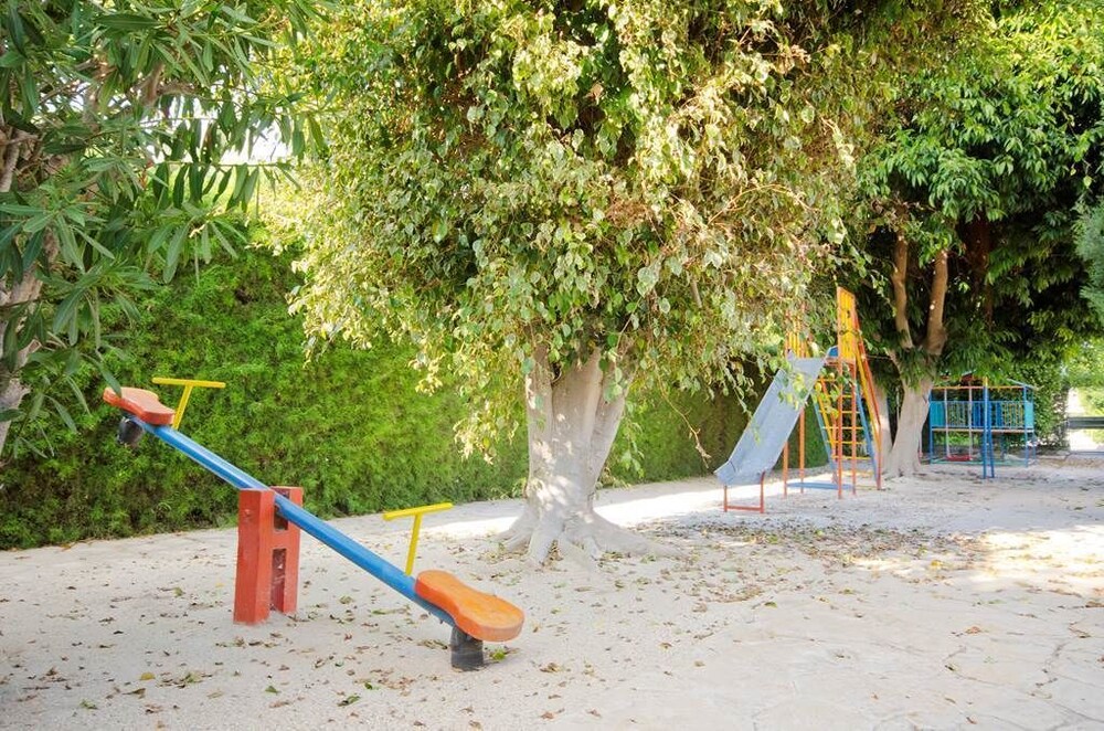 Childrens Play Area - Outdoor
