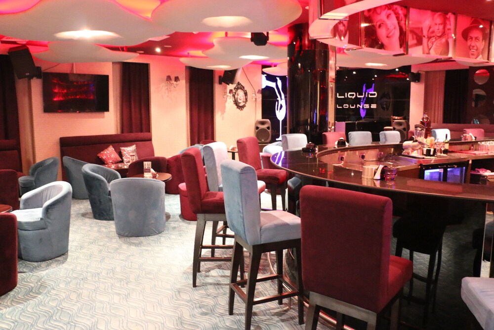 Hotel Lounge