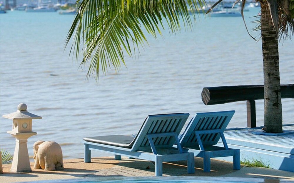 Beach/Ocean View