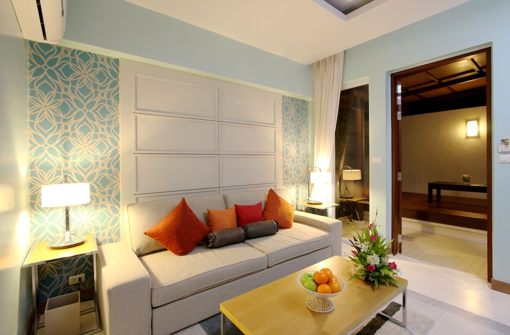 Room, APSARA Beachfront Resort and Villa