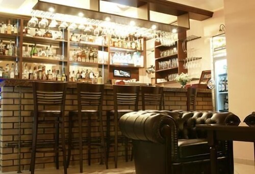 Hotel Bar