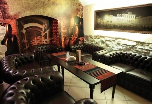 Hotel Lounge