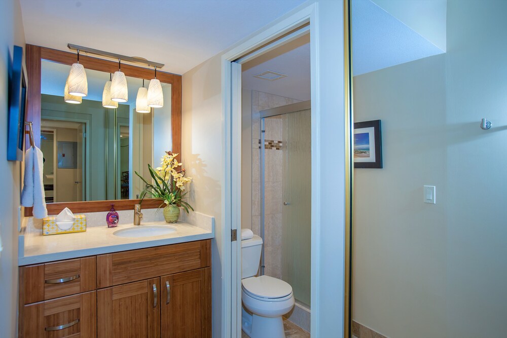 Suite, 3 Bedrooms - Bathroom
