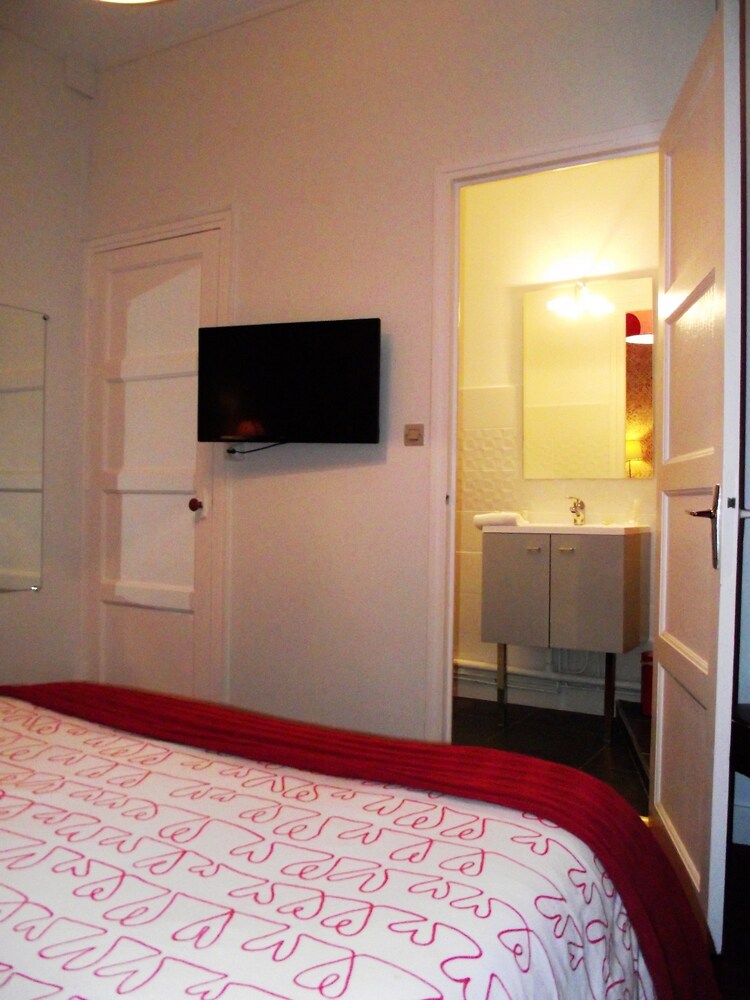 Guestroom