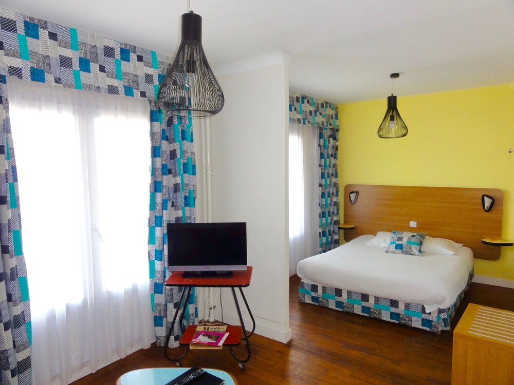 Guestroom
