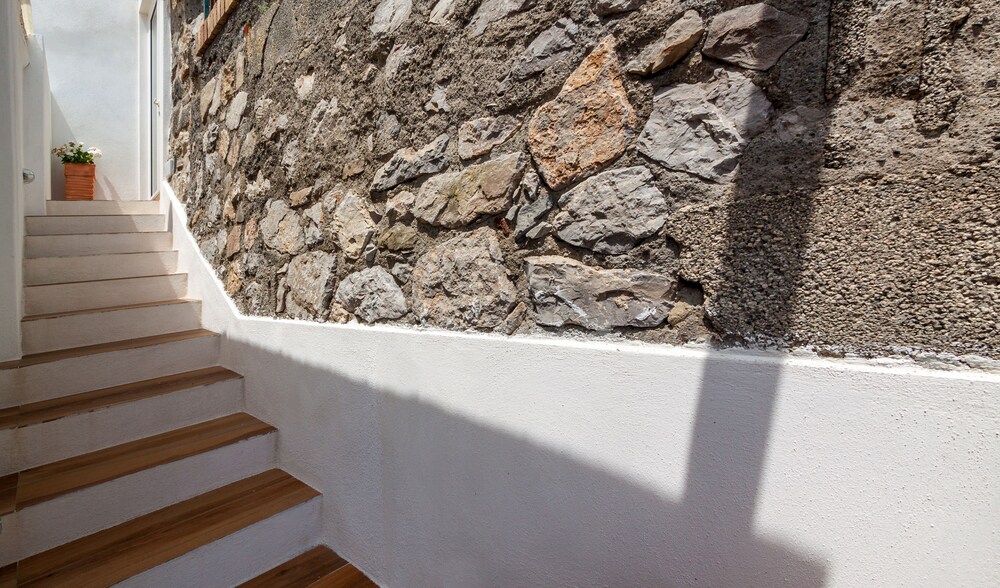 Classic Double Room, 1 Double Bed, No Windows, Ocean View - Exterior