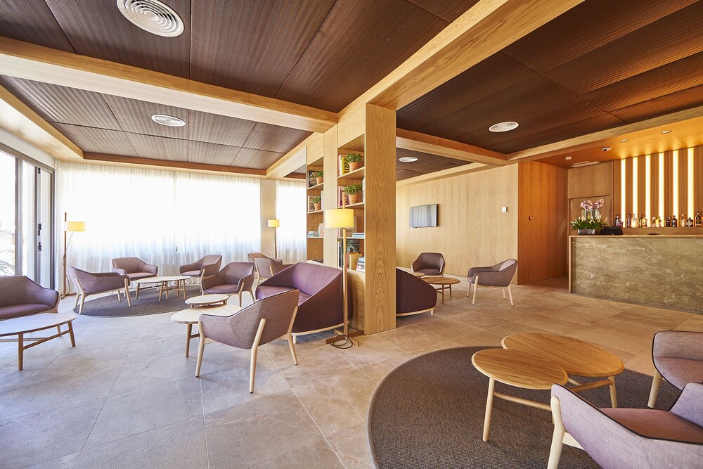 Lobby-Lounge