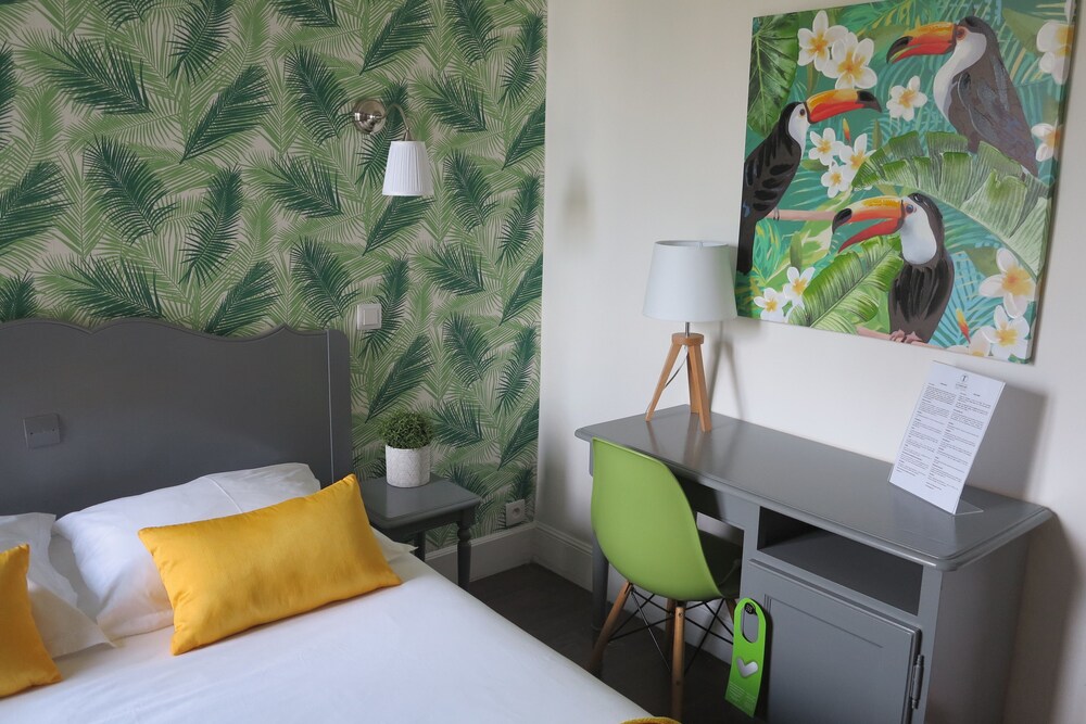 Guestroom