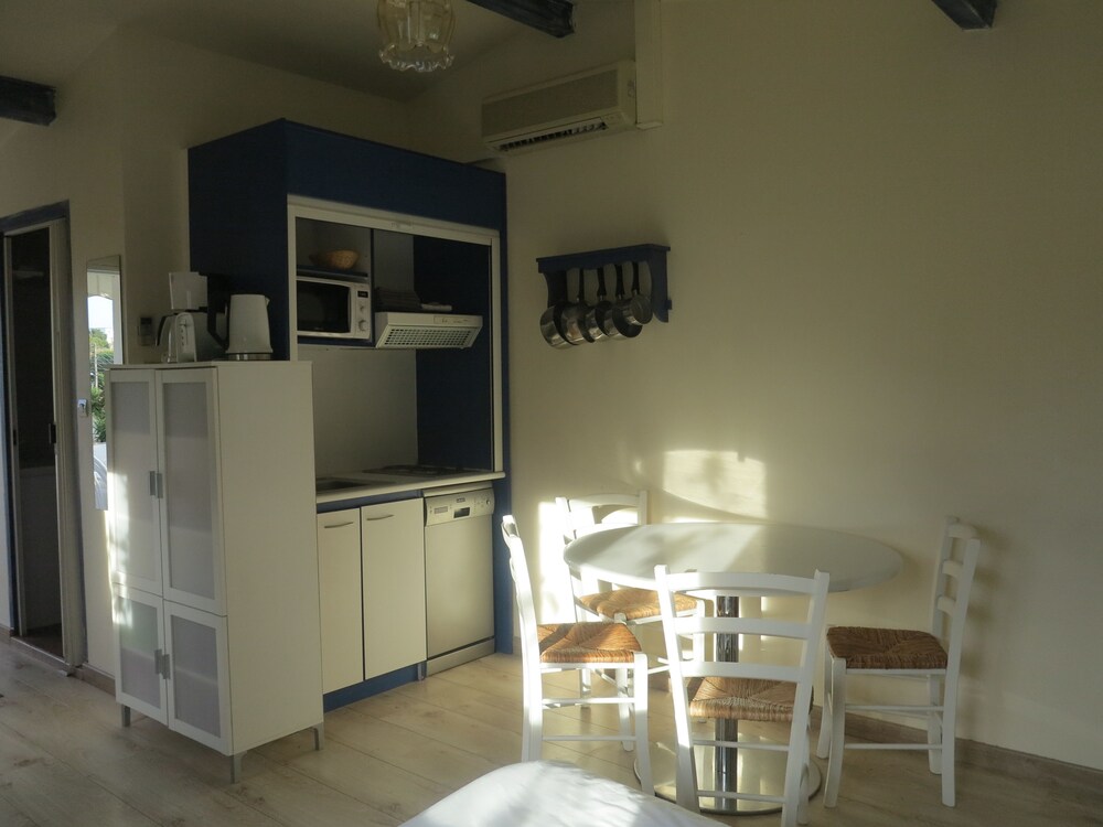 In-Room Kitchen